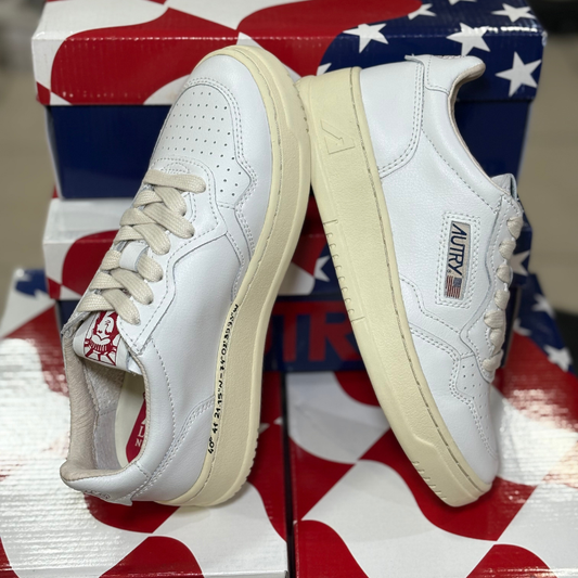 Autry Medalist Low Liberty New York City Scarpe da Donna Art.AULW LI01 Col.Bianco